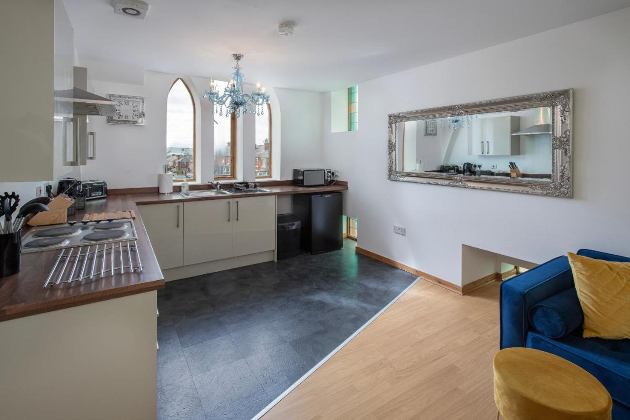 Elegant Church Conversion Close To Blackpool Tower 외부 사진